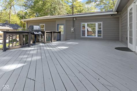 11994 Greenfield Road Zionsville IN 46077