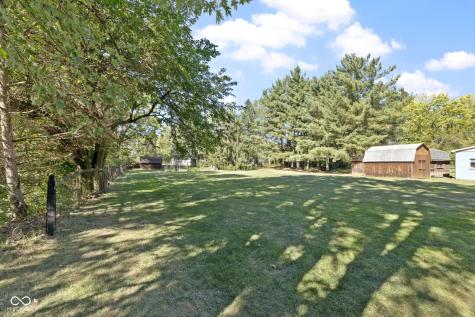 11994 Greenfield Road Zionsville IN 46077