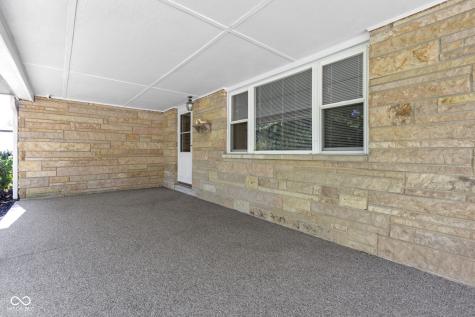 11994 Greenfield Road Zionsville IN 46077