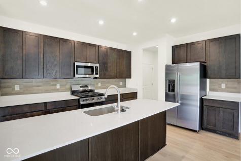 5853 Fair Oak Circle Brownsburg IN 46112