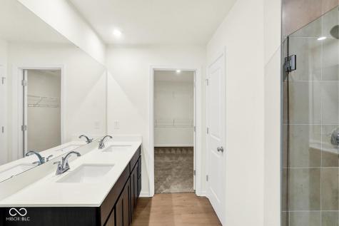 5853 Fair Oak Circle Brownsburg IN 46112