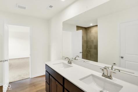 5853 Fair Oak Circle Brownsburg IN 46112