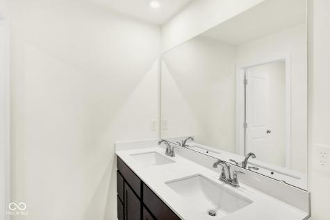 5853 Fair Oak Circle Brownsburg IN 46112