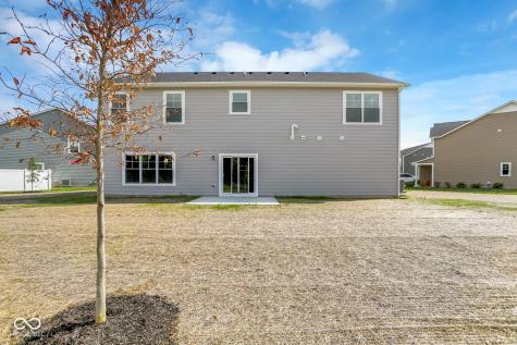 5853 Fair Oak Circle Brownsburg IN 46112