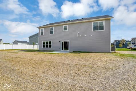 5853 Fair Oak Circle Brownsburg IN 46112