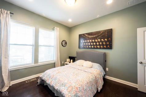 1557 Rosebank Drive Westfield IN 46074