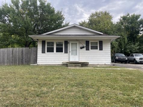 9725 Ellis Court Indianapolis IN 46235