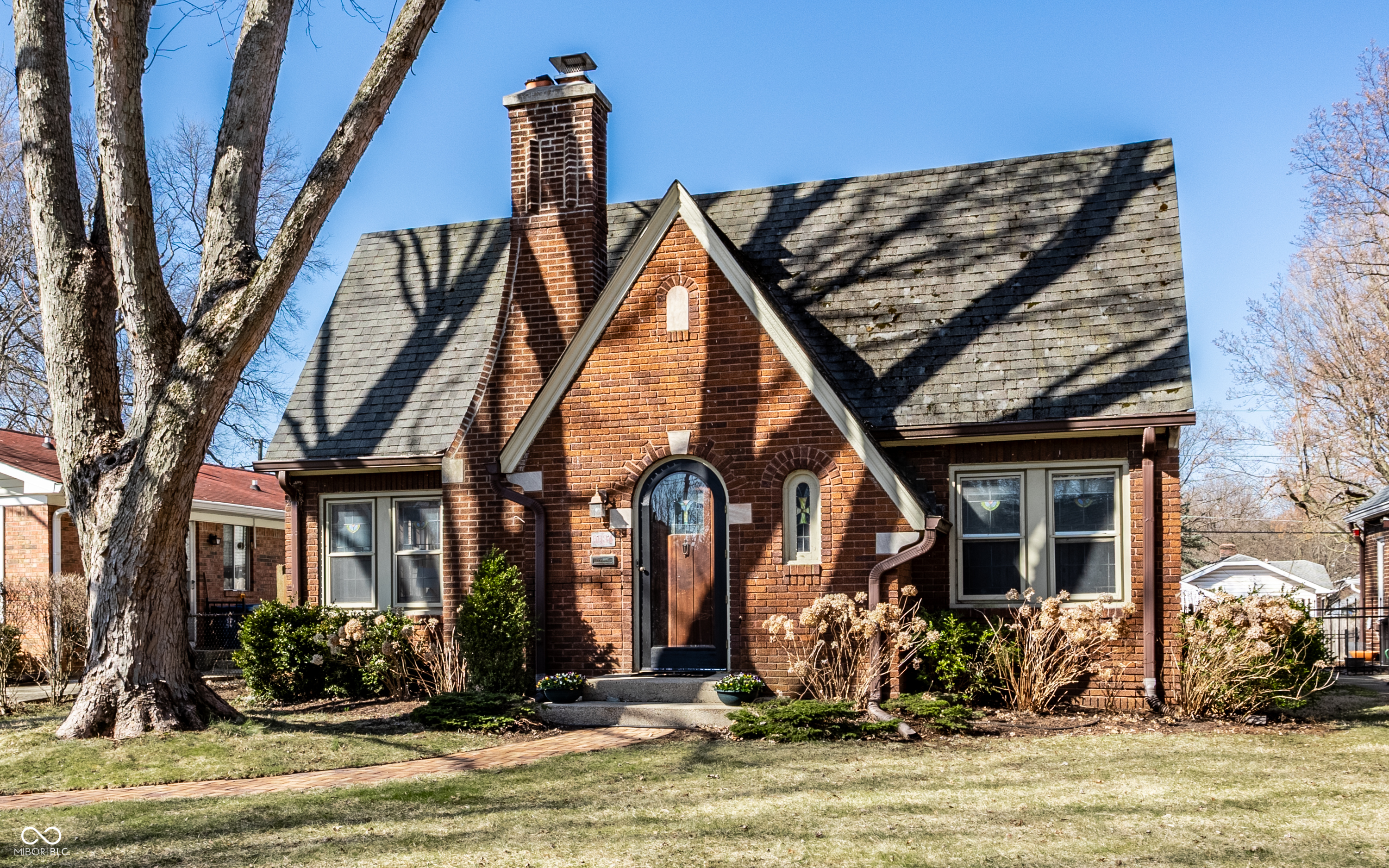 5534 Guilford Avenue Indianapolis IN 46220