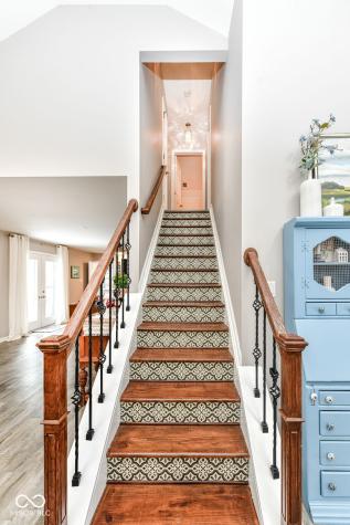 222 Boulder Court Carmel IN 46032