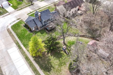 222 Boulder Court Carmel IN 46032
