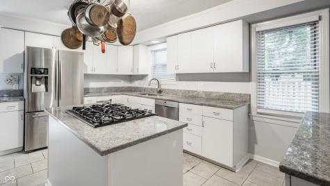 4615 Boulevard Place Indianapolis IN 46208