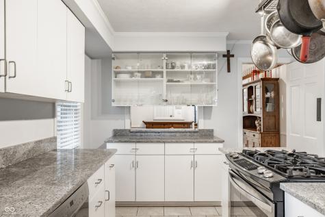 4615 Boulevard Place Indianapolis IN 46208