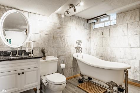 4615 Boulevard Place Indianapolis IN 46208