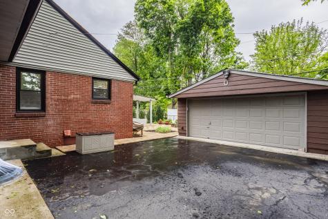 4615 Boulevard Place Indianapolis IN 46208