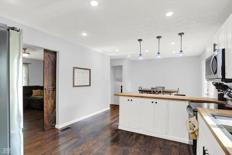 8315 San Marcos Circle Indianapolis IN 46256