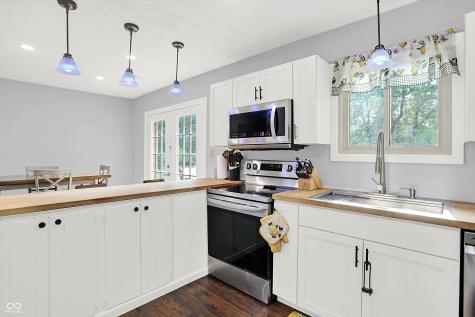 8315 San Marcos Circle Indianapolis IN 46256