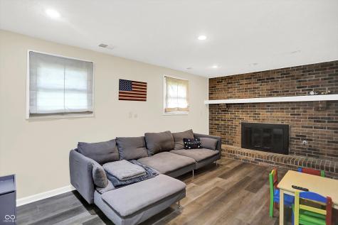 8315 San Marcos Circle Indianapolis IN 46256