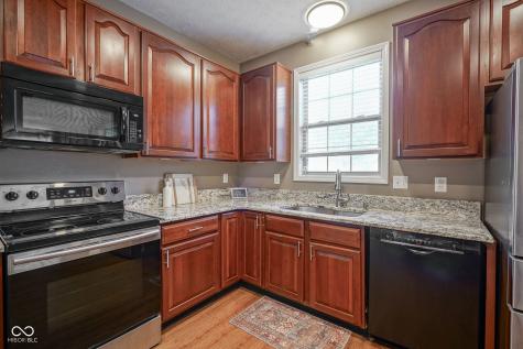 12854 Sweet Briar Parkway Fishers IN 46038
