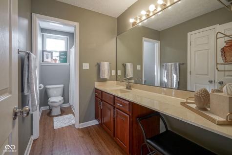 12854 Sweet Briar Parkway Fishers IN 46038