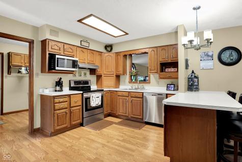 8 Marys Court Whiteland IN 46184