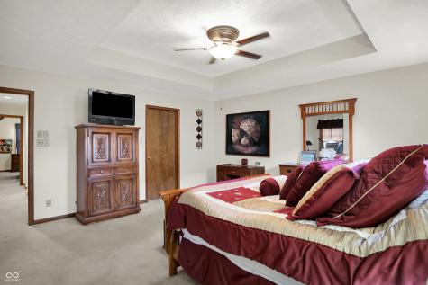 8 Marys Court Whiteland IN 46184