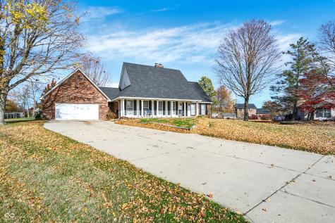 8 Marys Court Whiteland IN 46184