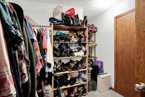 8 Marys Court Whiteland IN 46184