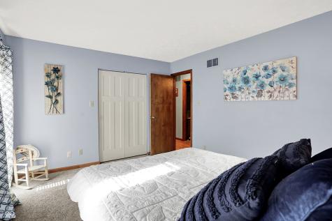 8 Marys Court Whiteland IN 46184