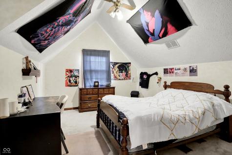 8 Marys Court Whiteland IN 46184