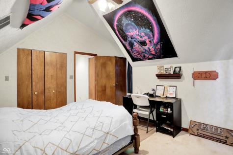 8 Marys Court Whiteland IN 46184