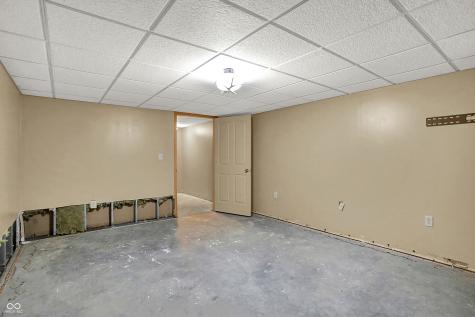 8 Marys Court Whiteland IN 46184