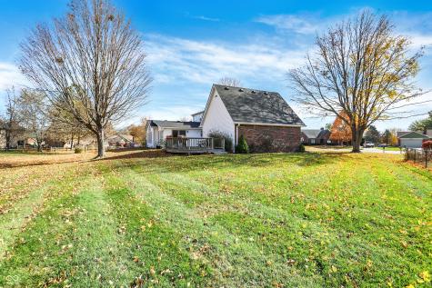 8 Marys Court Whiteland IN 46184