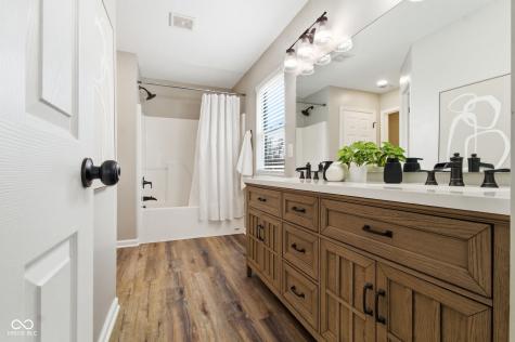 12328 Quarry Face Court Fishers IN 46037