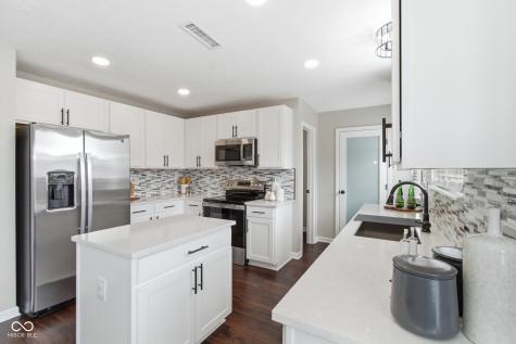 12328 Quarry Face Court Fishers IN 46037