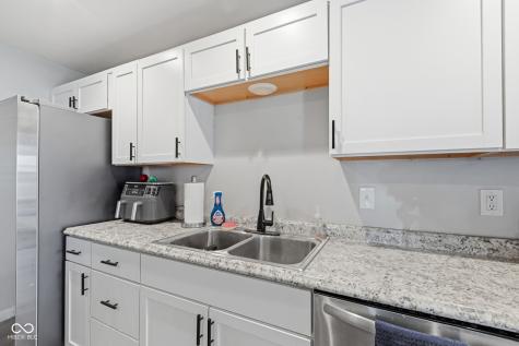 1028 N Walnut Street Lapel IN 46051