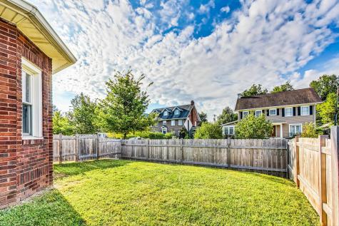 3648 N Delaware Street Indianapolis IN 46205