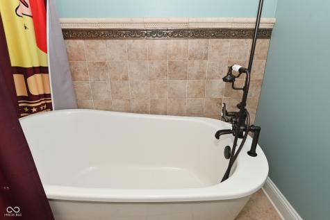 60 Circle Drive Monrovia IN 46157