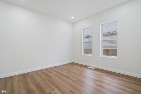3834 E 13th Street Indianapolis IN 46201