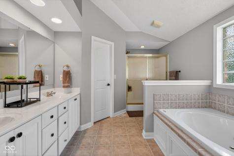 2389 River Birch Court Avon IN 46123