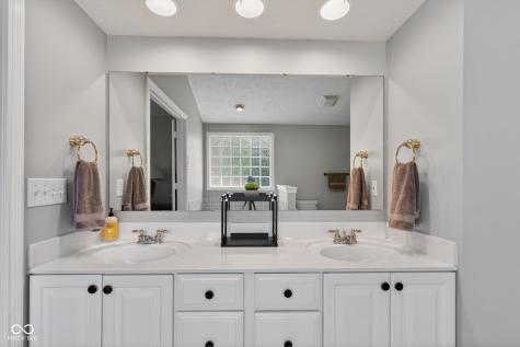 2389 River Birch Court Avon IN 46123