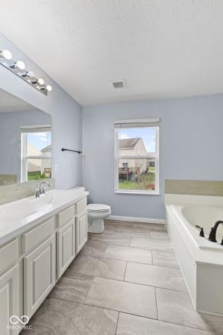 5307 Misthaven Lane Greenwood IN 46143
