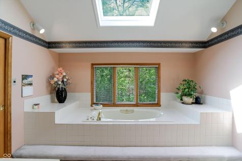 11826 Sea Star Drive Indianapolis IN 46256