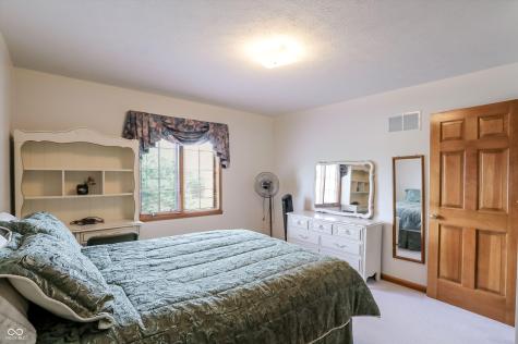 11826 Sea Star Drive Indianapolis IN 46256