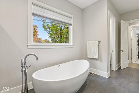 1463 Sundown Circle Carmel IN 46280