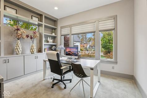 1463 Sundown Circle Carmel IN 46280