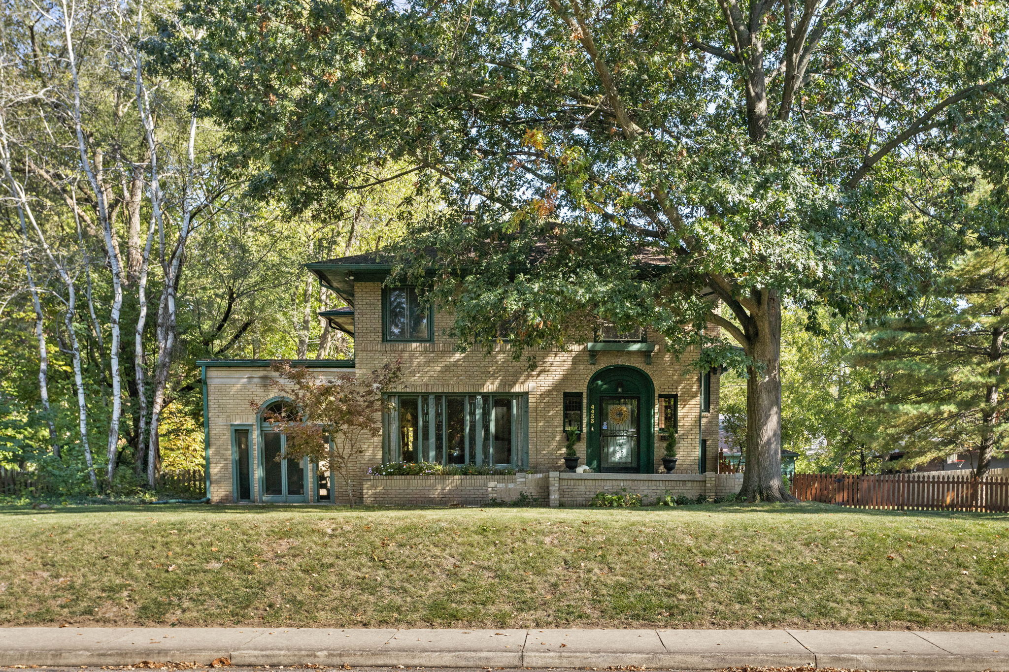 4433 Broadway Street Indianapolis IN 46205