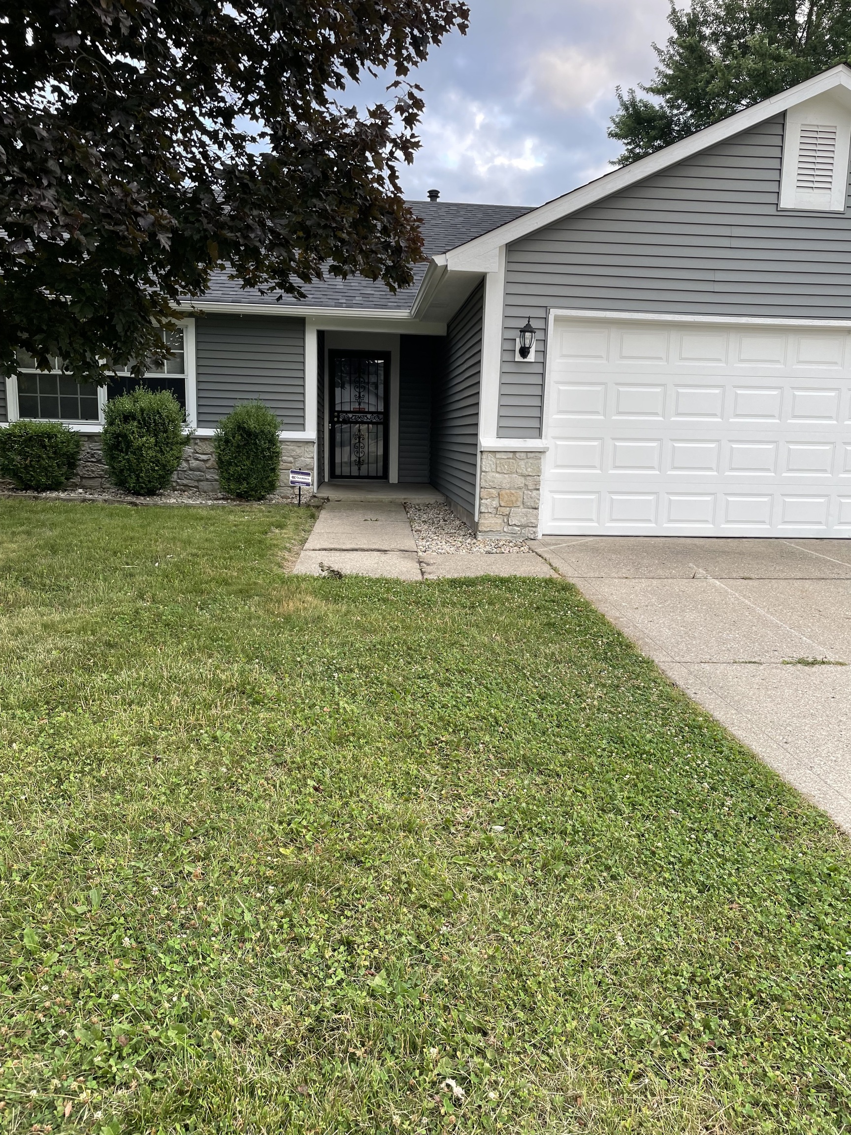 6261 Glenshire Lane Indianapolis IN 46237