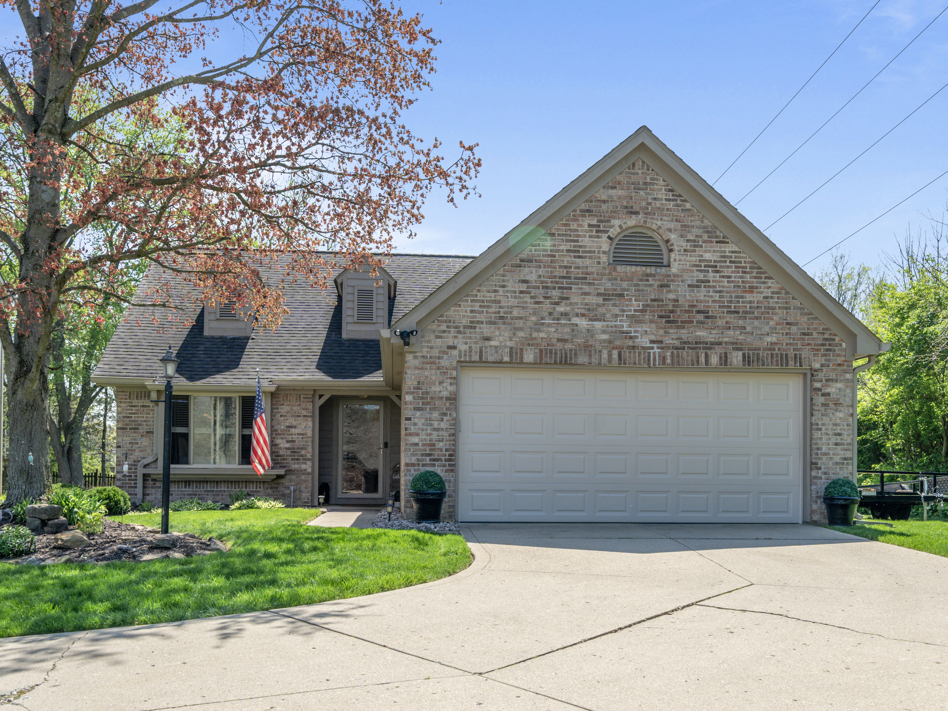 1329 Nora Woods Court Indianapolis IN 46240