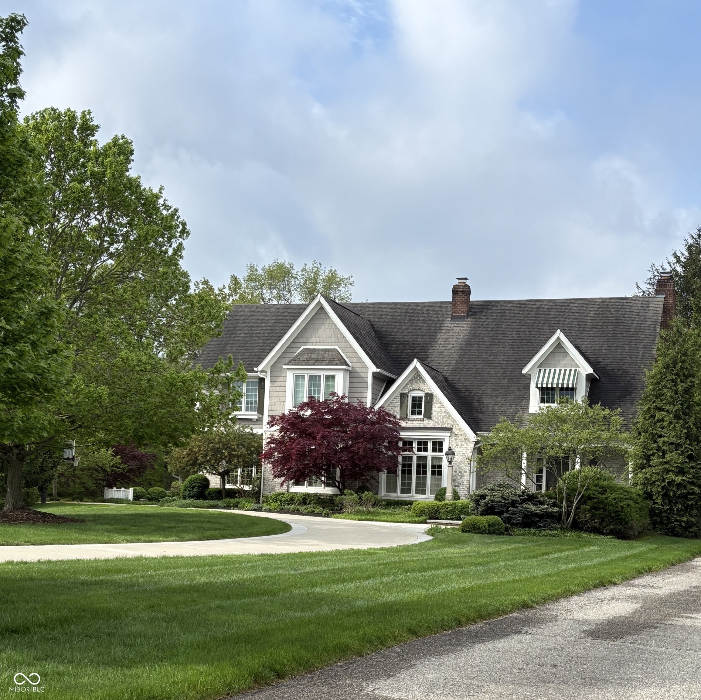 2090 Mulsanne Drive Zionsville IN 46077