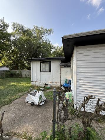 2866 Forest Manor Avenue Indianapolis IN 46218
